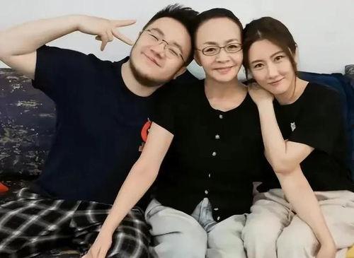 娱乐八卦事件大爆料吃瓜,重磅八卦事件大爆料，吃瓜群众速来围观！